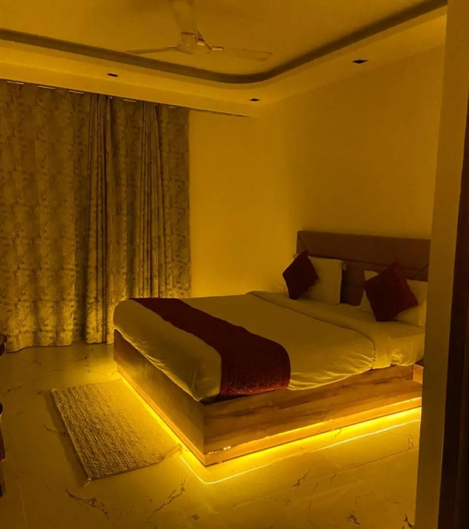 Hotel Royal Paradise By Kdson New Delhi