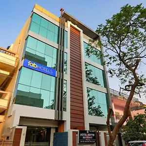 Hotel Fabhotel Super 3 Premium